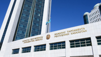 Фотография к новости: Мәжіліс Үкіметке мемлекеттің бизнесті қолдау шараларын үйлестіретін бірыңғай уәкілетті органды бекітуді ұсынды