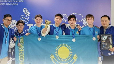 Халықаралық пән олимпиадалары: Әрбір екінші оқушы жүлдегер атанды