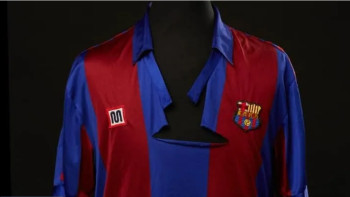 Фотография к новости: Жыртық жейде 179 мың долларға сатылды