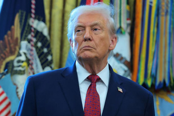 Фотография к новости: Зеленский менің мақұлдауымсыз ештеңе ала алмайды – Трамп