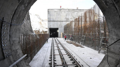 Алматыда жаңа метро бекеті салынып жатыр