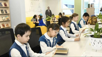 Фотография к новости: Астанада ашылған "Келешек мектебі" екі білім мекемесіндегі үш ауысым мәселесін шешті