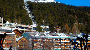 Фотография к новости: Швейцарияда тау шаңғысы курортында жарылыс болып, бірнеше  адам қаза тапты