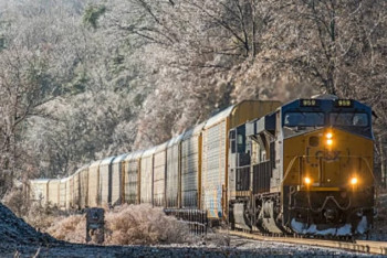 Ақтауда пойыз бен автокөлік соқтығысты
