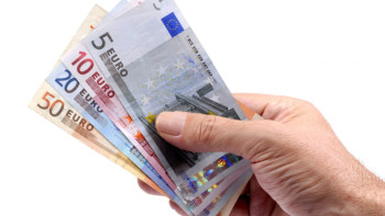 Фотография к новости: Болгария ресми түрде еуроға көшті