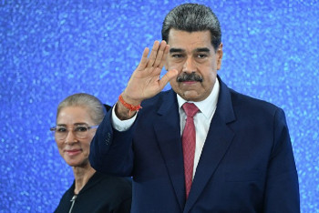 Фотография к новости: Шетелдік БАҚ: АҚШ соққысынан кейін Мадуроның қайда екені белгісіз