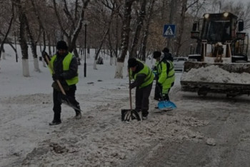 Астанада қар тазалау жұмыстары тәулік бойы жүріп жатыр