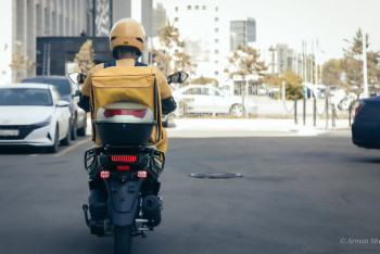 Фотография к новости: 2026 жылдан бастап таксистер мен курьерлер үшін не өзгереді