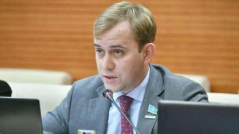 Фотография к новости: Экономика бюджетке емес, нарыққа сүйенуі тиіс – депутат Президент сұхбаты жайлы