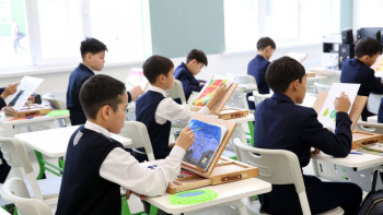 Фотография к новости: Алматылық оқушылар арасында экологиялық челлендж басталды