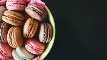 Фотография к новости: Ұлыбритания зиянды тағамдардың жарнамасына шектеу қойды