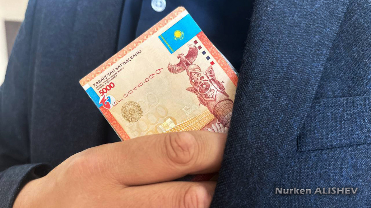  Нұркен Алишев  - архив