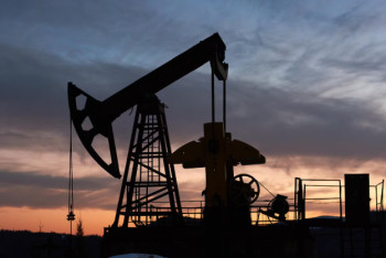 Фотография к новости: Баррелі 40 долларлық мұнай: Венесуэла, Иран және Трамп әлемдік нарықты қалай шайқалтуы мүмкін