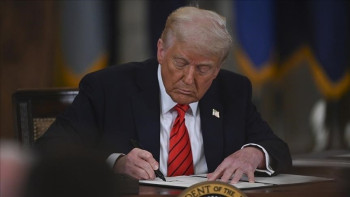 Фотография к новости: Трамп өзін Венесуэланың уақытша президенті деп жариялады