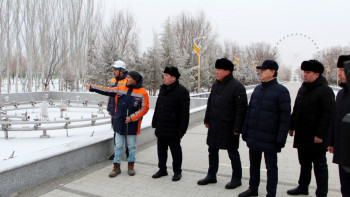 Фотография к новости: Қызылордада депутаттар отандық сервис пен саябақты аралады
