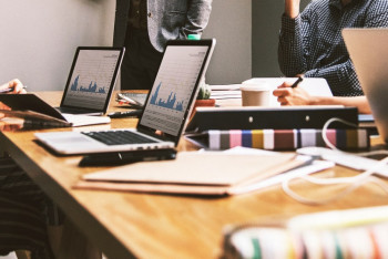 Фотография к новости: Енді жұмыс берушілер қызметкері үшін көбірек жарна төлейді