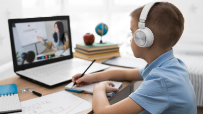 Ертең оқушылар онлайн оқиды