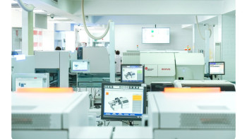 Фотография к новости: "INVIVO" зертханасы 16 қалада бәсекелестерінің жұмысына кедергі келтірген