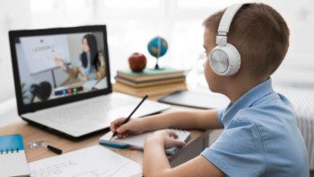 Фотография к новости: Астанада 15 қаңтарда бірінші ауысымдағы оқушылар онлайн оқиды