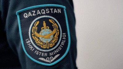 Шымкентте көпқабатты тұрғын үй ауласынан ер адамның мәйіті табылды