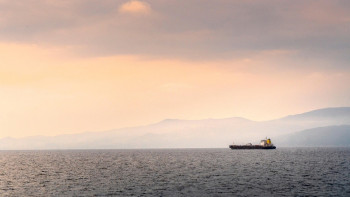 Фотография к новости: Иран Ормуз бұғазы арқылы мұнай тасымалдауға тосқауыл қоя ала ма?