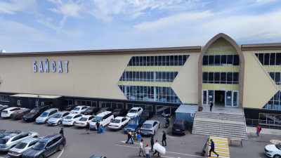 Қайрат Сатыбалдының ұлына тиесілі болған базар 2 млрд теңгеге арзандады