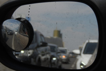 Фотография к новости: Қытай көліктері қазақстандықтарды бақылап жүр ме?