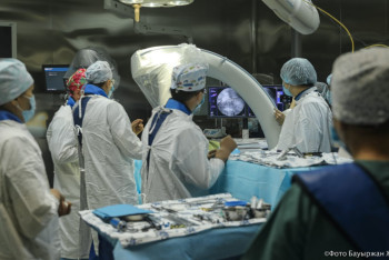 Фотография к новости: "Бірнеше жерден ішегі тесілген": Шымкентте сүйек жұтып қойған азаматқа ота жасалды