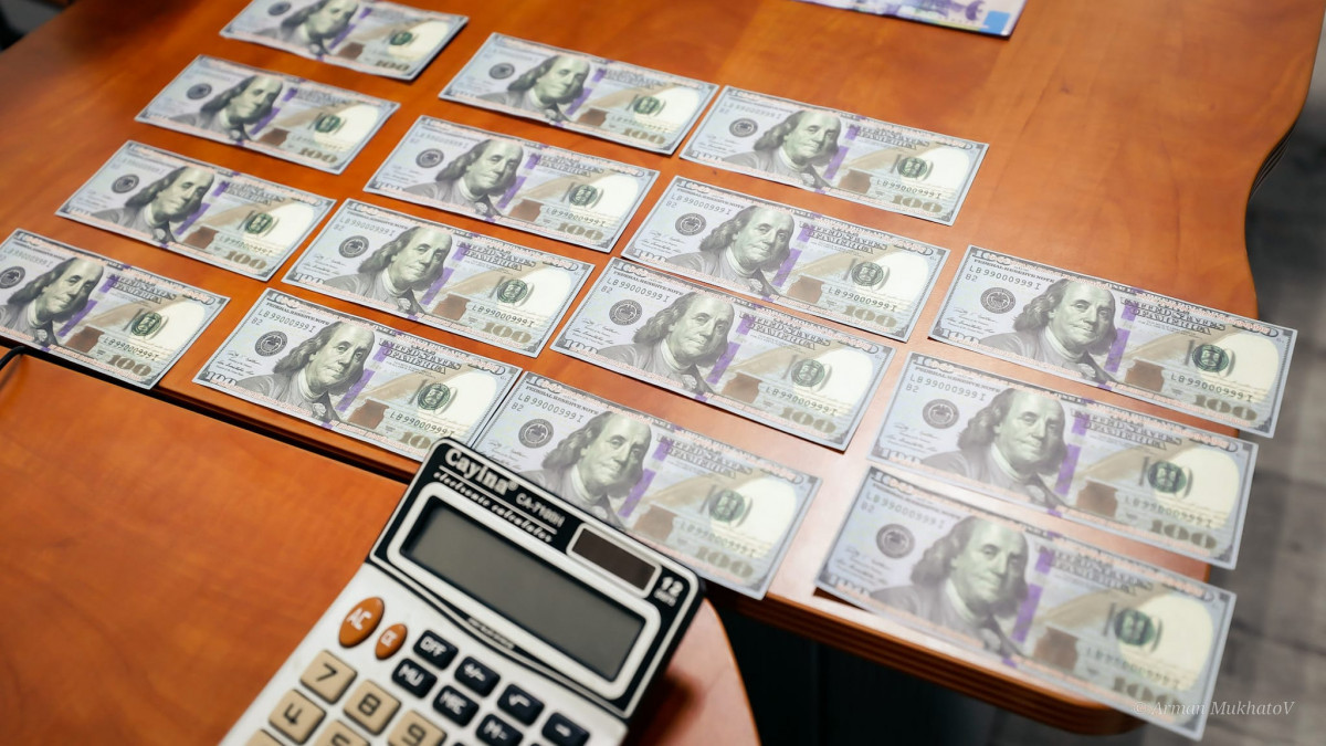  Арман Мухатов  - архив