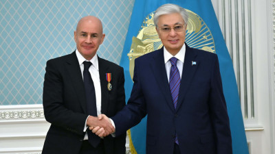 Президент Йохан Элиашты II дәрежелі «Достық» орденімен марапаттады