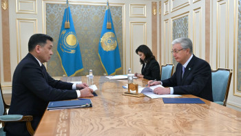 Фотография к новости: Теміржолшыларға баспана: Президент ҚТЖ бастамасын қолдады