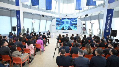 Астанада Талдау мектебінің бесінші легінің алғашқы дәрістері өтті