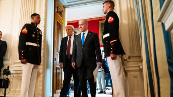 Фотография к новости: АҚШ пен Израиль басшылары Иран төңірегіндегі жағдайды талқылады