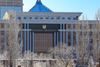 Фотография к новости: Қорғаныс вице-министрі қызметінен босатылды