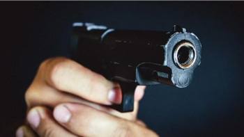 Фотография к новости: АҚШ-та жасөспірім ойын консолі үшін ұйықтап жатқан әкесін атып өлтірді