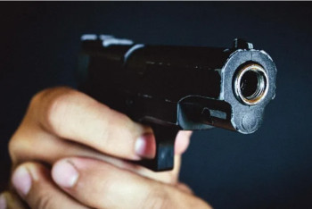 Фотография к новости: АҚШ-та жасөспірім ойын консолі үшін ұйықтап жатқан әкесін атып өлтірді