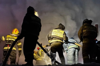 Фотография к новости: "200 шаршы метр": Астанада тұрғын үй өртенді