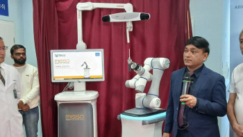 Фотография к новости: Қазақстанда травматология мен ортопедияға MISSO роботтық жүйесі енгізілді