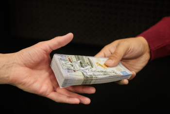 20 миллион теңгелік кресло: Шымкенттегі университетте 321 млн теңге жымқырылған