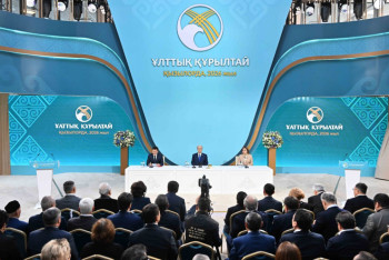 Фотография к новости: Парламент "Құрылтай" атанса не өзгереді?