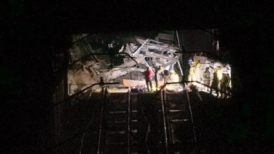 Испанияда тағы да теміржолдағы трагедия: пойыз апатқа ұшырады