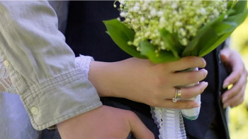 Фотография к новости: Біртүрлі бастама: Польшада неке туралы куәліктен "ерлі-зайыпты" атаулары алынып тасталмақ