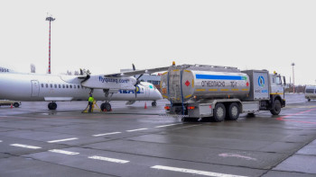 Фотография к новости: Ақкенженов: Авиаотын бағасы 890 долларға дейін төмендетіледі