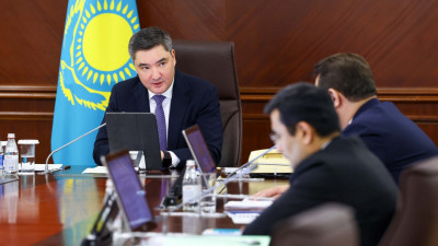 Миллиардтар қайда кетті? Үкімет МӘМС-ті тексеруге кірісті