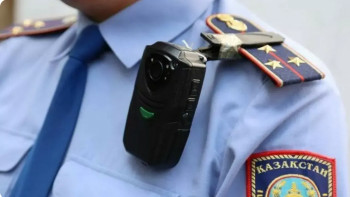 Фотография к новости: 500-ден астам жалған құжат: Жаңаөзенде шетелдіктерді заңсыз кіргізгендер ұсталды