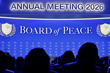 Фотография к новости: Трамп ұсынған құжат: Тоқаев Давостағы Конгресс орталығына барды