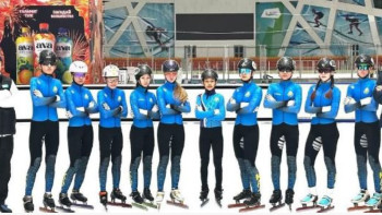 Фотография к новости: Қазақстан спортшылары шорт-тректен Қытайдағы турнирде төрт медаль жеңіп алды