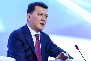 Фотография к новости: Ерлан Қарин Парламенттік реформа жөніндегі жұмыс тобының атқарған ісіне тоқталды