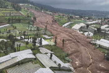 Фотография к новости: Ява аралындағы көшкіннен 8 адам қаза тапты