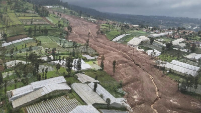 Ява аралындағы көшкіннен 8 адам қаза тапты